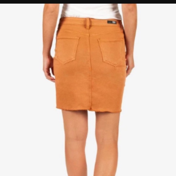 Kut From The Kloth Hannah Skirt - Picture 3 of 7